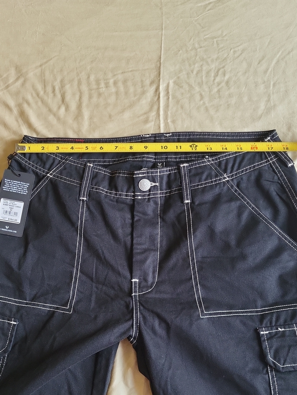 True Religion Bobby Baggy Cargo Pant Mens 34 Jet Black White Stitch NWT - Picture 6 of 10
